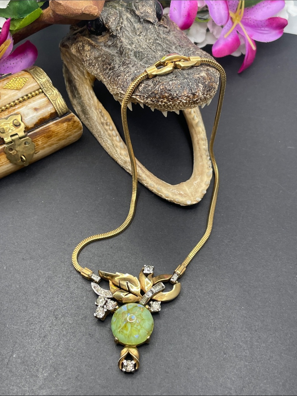 Mazer Bros art glass necklace vintage B45
